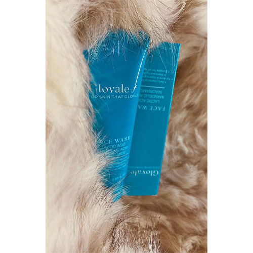 GLOVALE-F FACE WASH