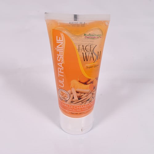 ULTRA SHINE (HALDI CHANDAN) Facewash